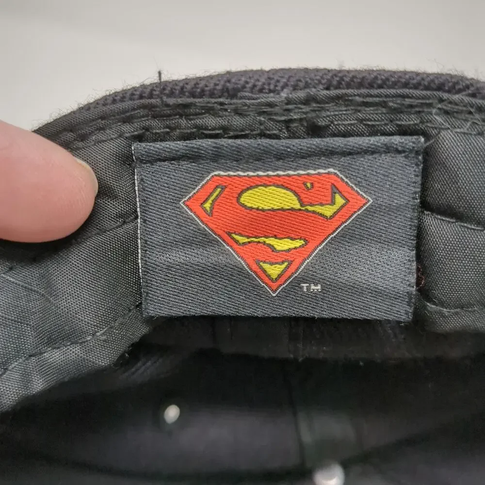 Bioworld Baseball Cap Black M Superman Shield Raised Embroidery Stretch hat